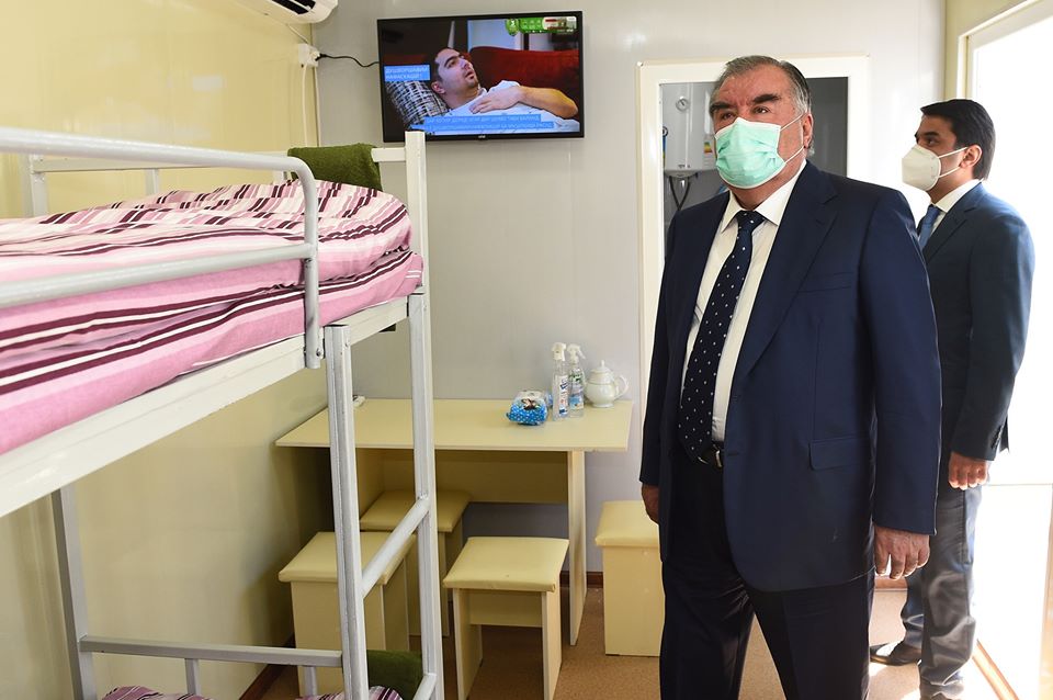 В Таджикистане впервые опубликовали данных о выздоровевших. Их сегодня около 500 человек. Коротко о самом главном за сегодня