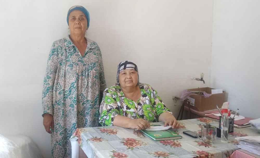 Продуктами и лаской. Как две женщины на севере Таджикистана безвозмездно помогают людям с инвалидностью