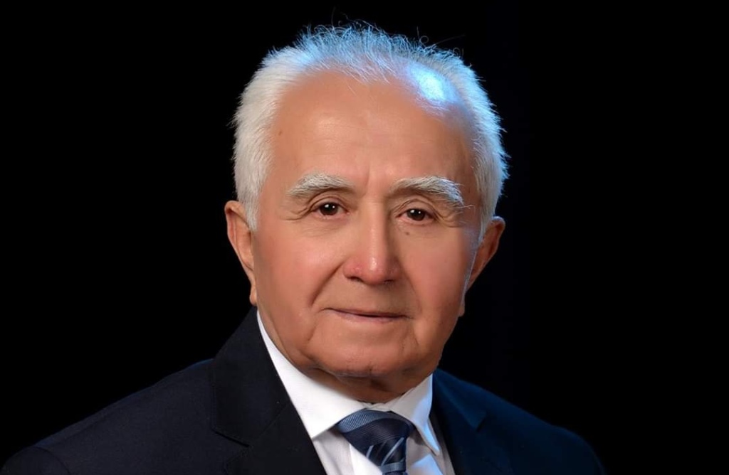 Баҳриддин Камолиддинов: Забони мо тоҷикист! Чаро ман онро форсӣ гӯям?