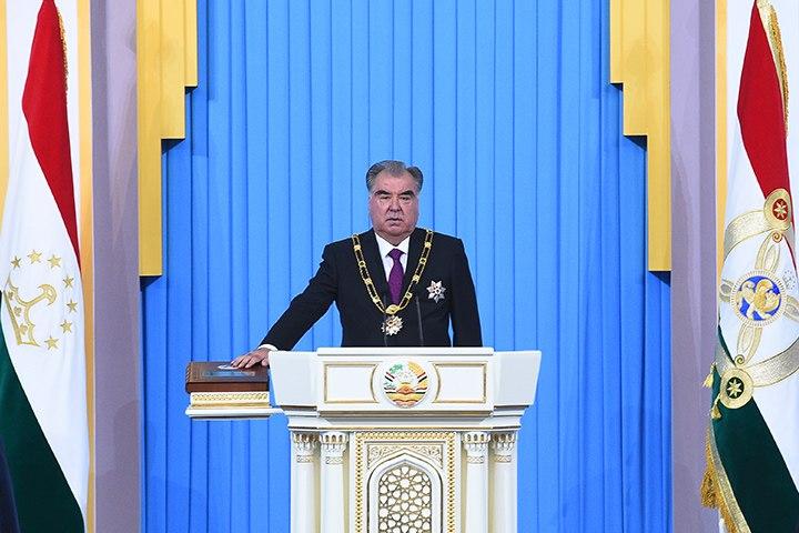 Аз савганди Эмомалӣ Раҳмон то даргузашти рӯзноманигор: Мухтасари хабарҳои муҳими рӯз