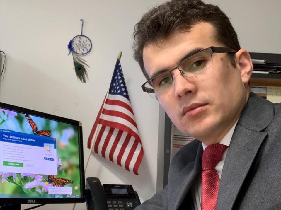 Тоҷикбача дар Амрико: Аз роҳбалад – тарҷумон то муҳосиби меҳмонхонаи Moxy DC – и Вашингтон