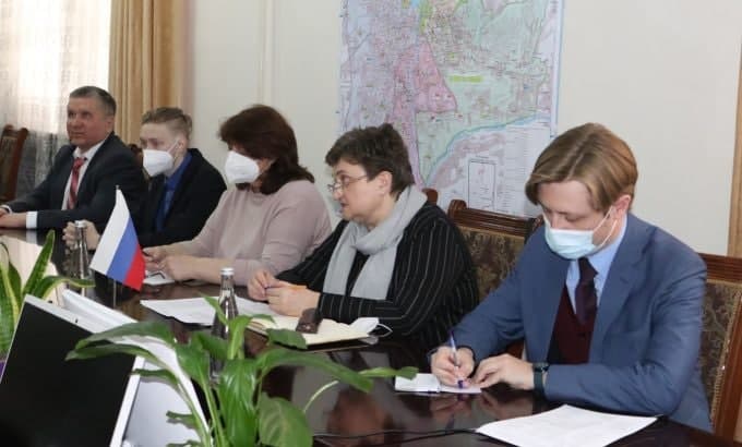 Намояндагони “Роспотребнадзор” ба Душанбе омаданд. Онҳо вазъи эпидемиологии кишварро месанҷанд