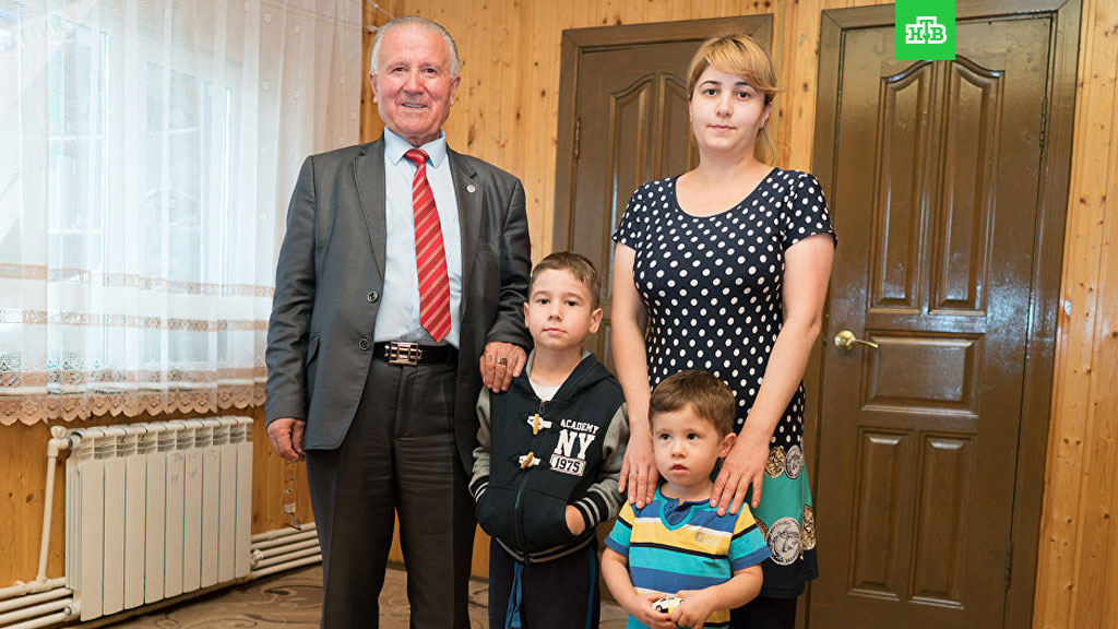 Зидан, Саддам, Франсуа, Путин. Какими необычными именами называют таджикистанцы своих детей