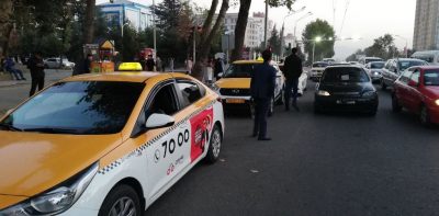 Ҳалим 5 сол боз дар шаҳри Душанбе такси меронад