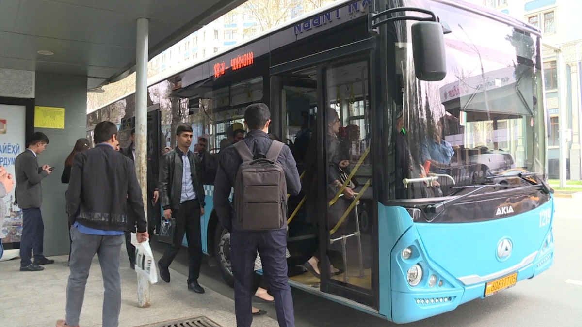 В Душанбе почти на 60% подорожает стоимость проезда в общественном транспорте