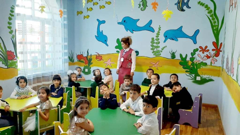 Моҳона дар кӯдакистонҳо ҳамагӣ 8 сомонӣ гарон шудааст, вале аз волидон аз 10 то 30 сомонӣ талаб кардаанд
