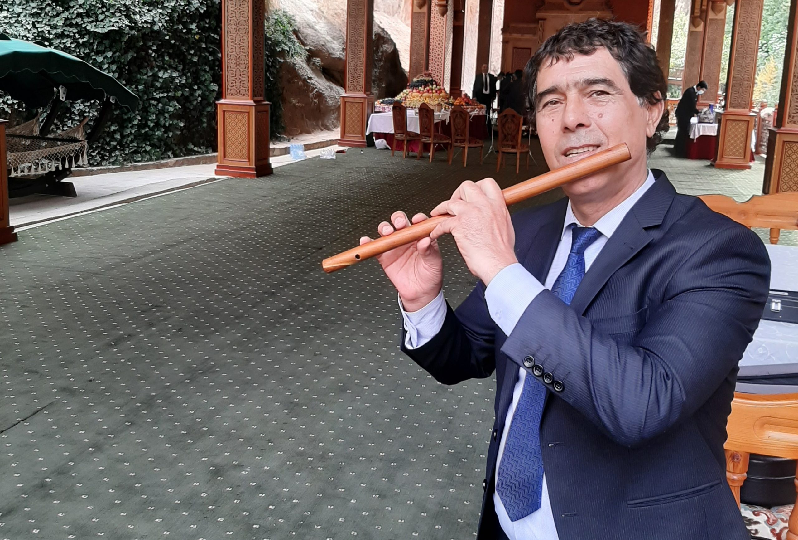 Нуралӣ Шерматов бо садои най гурезаҳои тоҷикро ба ватан баргардонда буд