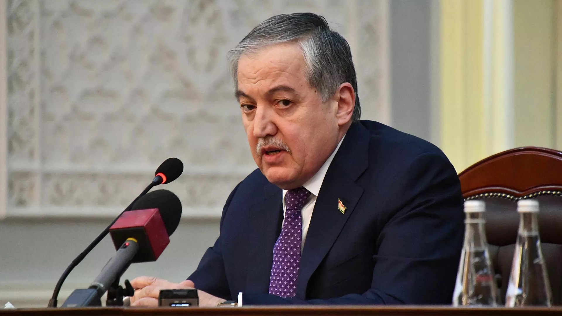 Тоҷикистон аз Қирғизистон талаб кард, ки гунаҳгоронии тирпаронӣ дар Хистеварзро ҷазо диҳанд