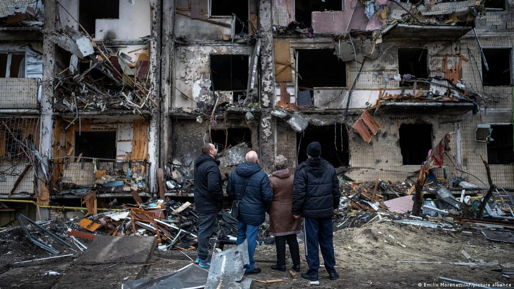 Расонаҳо: Ду зодаи Дарвози Тоҷикистон дар ҷанги Украина ба ҳалокат расиданд