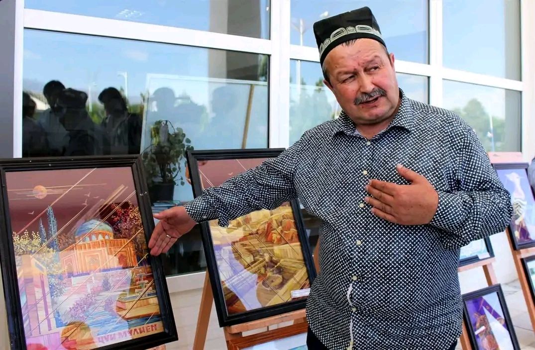 Картины из соломы. Как Зиёвиддин Мирзоев стал заниматься необычным видом искусства в Таджикистане