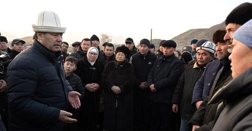 Президенти Қирғизистон ба вилояти Бодканди ҳаммарз бо Тоҷикистон сафар кард