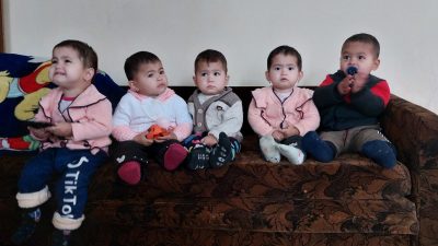 Панҷ кӯдаке, ки 30 декабри соли 2020 дар Душанбе ба дунё омаданд.