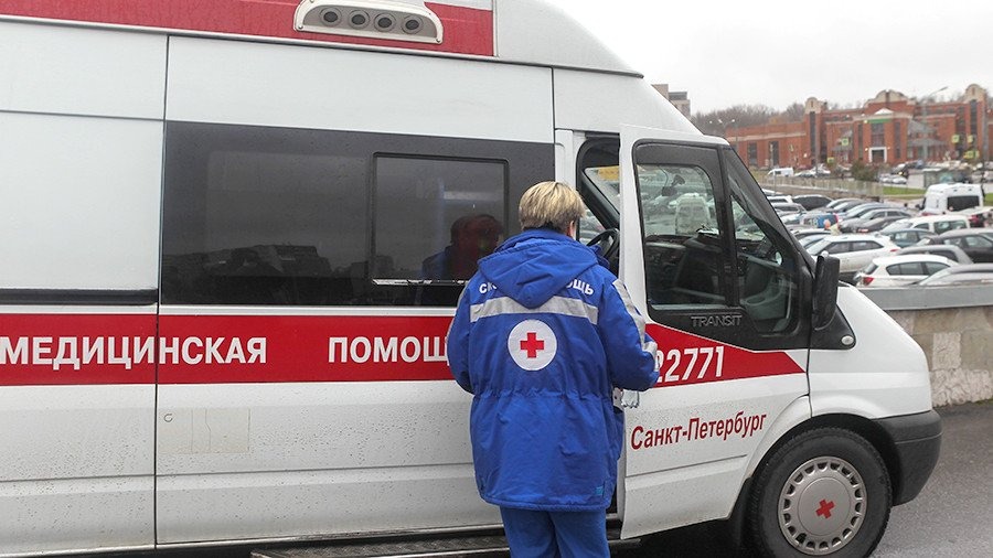 Фавти ду кӯдак аз зуком дар оилаҳои муҳоҷирони тоҷик дар Санкт-Петербург