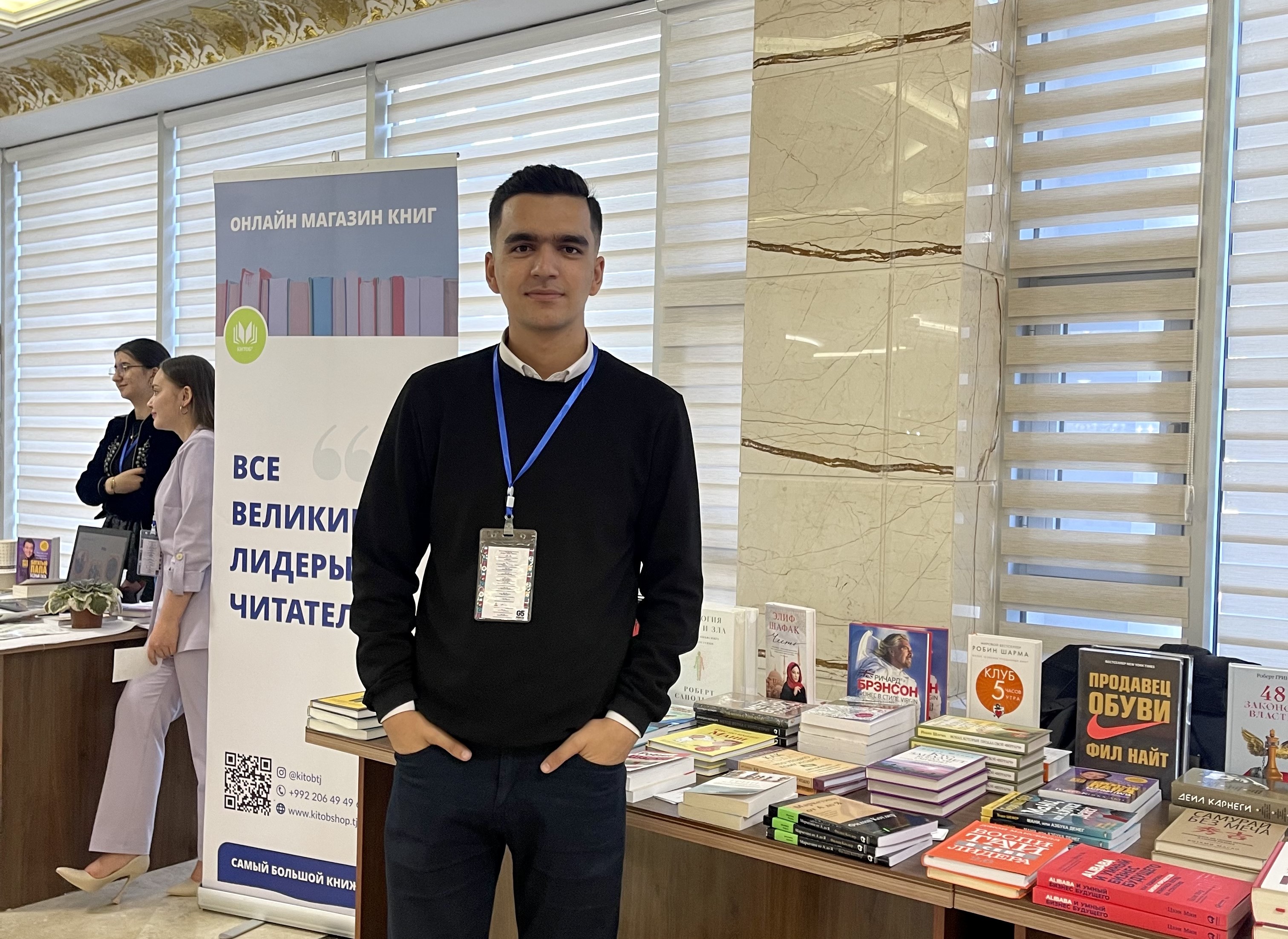 «Аз хурд оғоз кунед!» Зинҳор чӣ тавр аз барномасози интернет – мағозаҳо то ба ҳаммуассисии ширкати Navju Tech расид