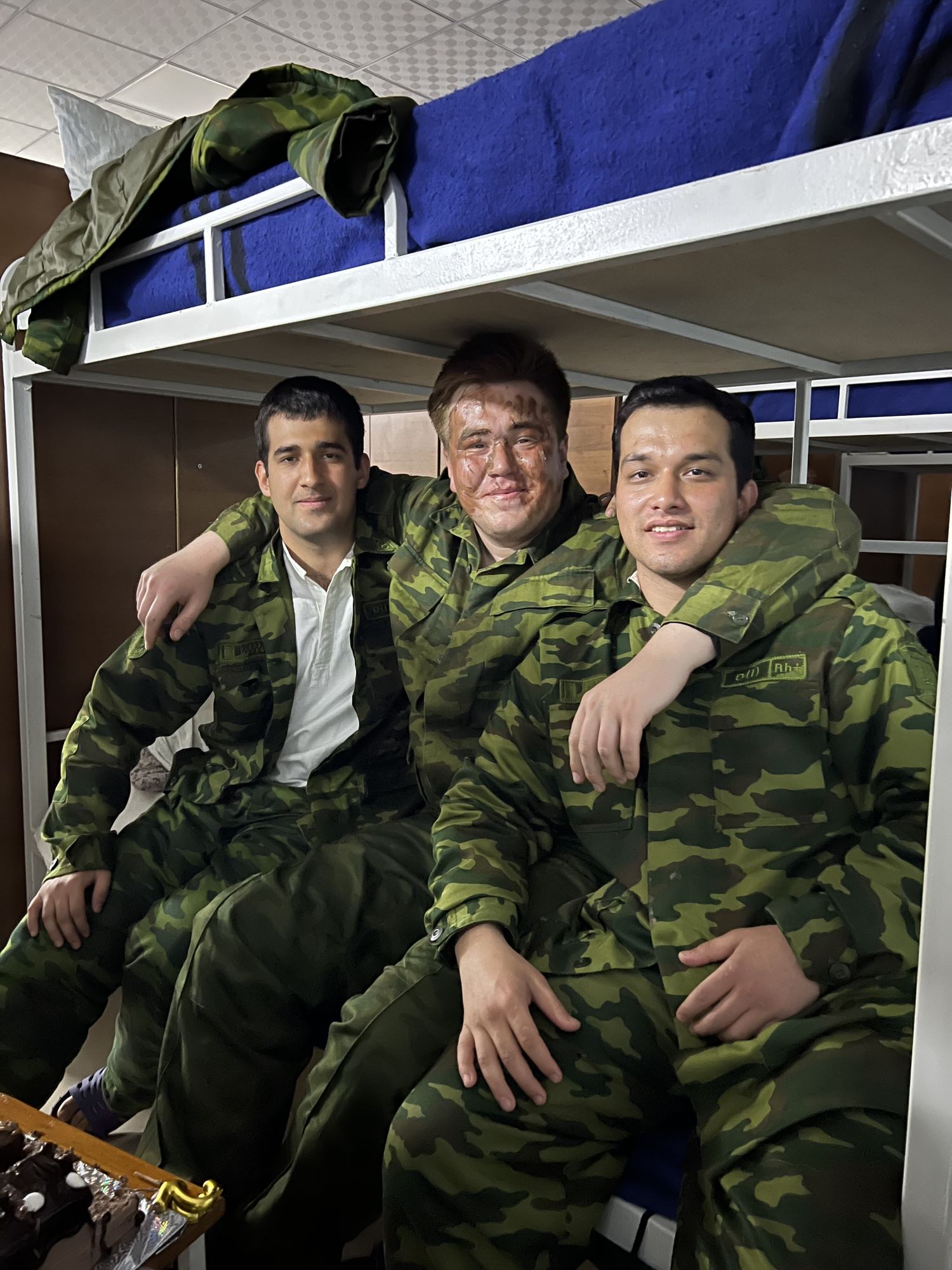 10 феврал Абдувалӣ зодрӯз дошт.