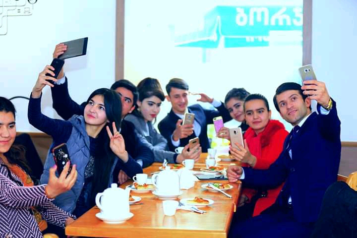 Нодира Собирзод