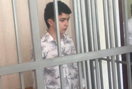 Қатли ноболиғ барои маъшуқа ва 17 солу 6 моҳи зиндон