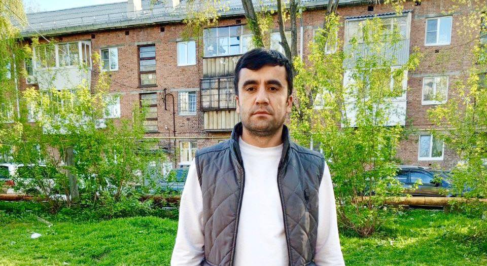 "Тоҷик будааст". Қаҳрамонии муҳоҷире, ки дар Русия се кӯдакро аз сӯхтор наҷот дод
