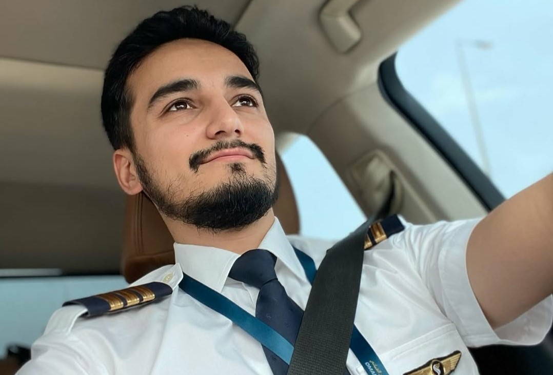 «В небе нельзя лукавить – нужно быть честным». Пилот из Таджикистана в Oman Air