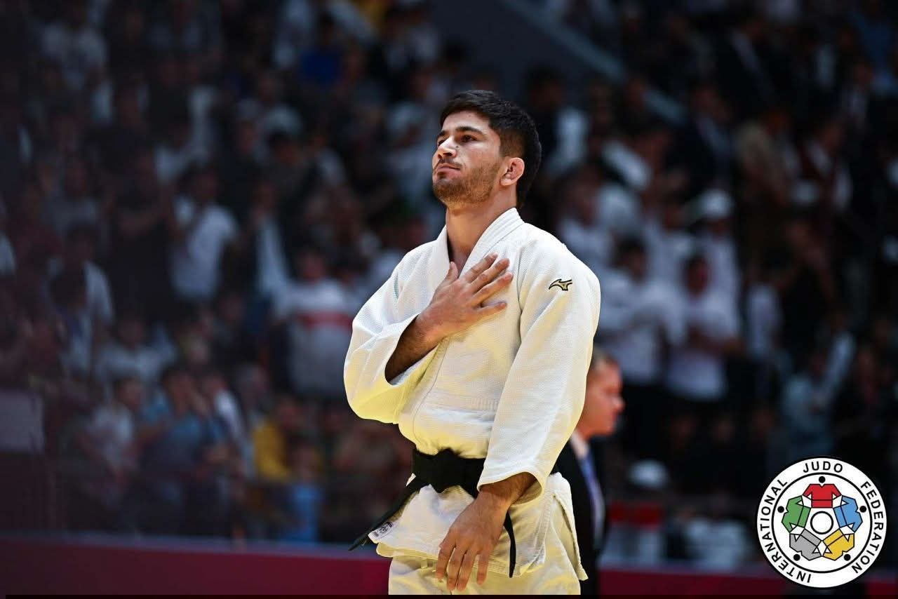 Тоҷикистон дар рӯзи аввал аз Чемпионати Осиё 3 медал гирифт: Эмомалӣ Нуралӣ қаҳрамони Осиё шуд