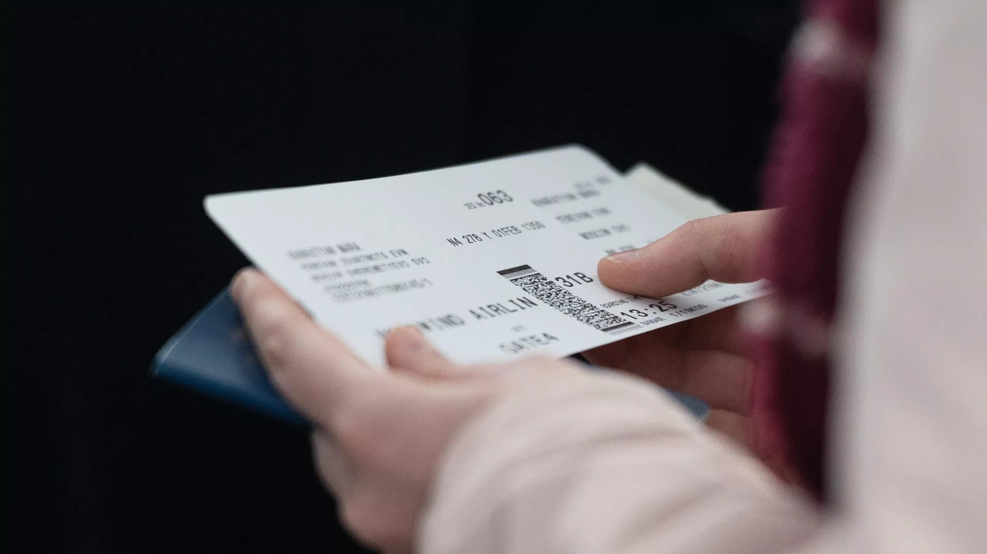 Билеты в Россию резко подорожали. Теперь дороже лететь не только туда, но и обратно